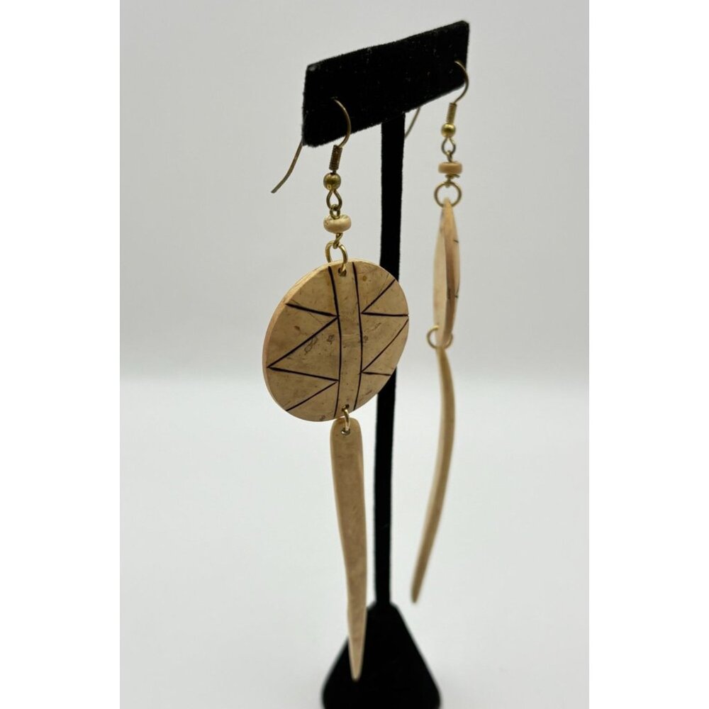 Vintage Handcrafted Wood Dangle Earrings Tribal Inspired Lightweight Nature - Picture 5 of 6
